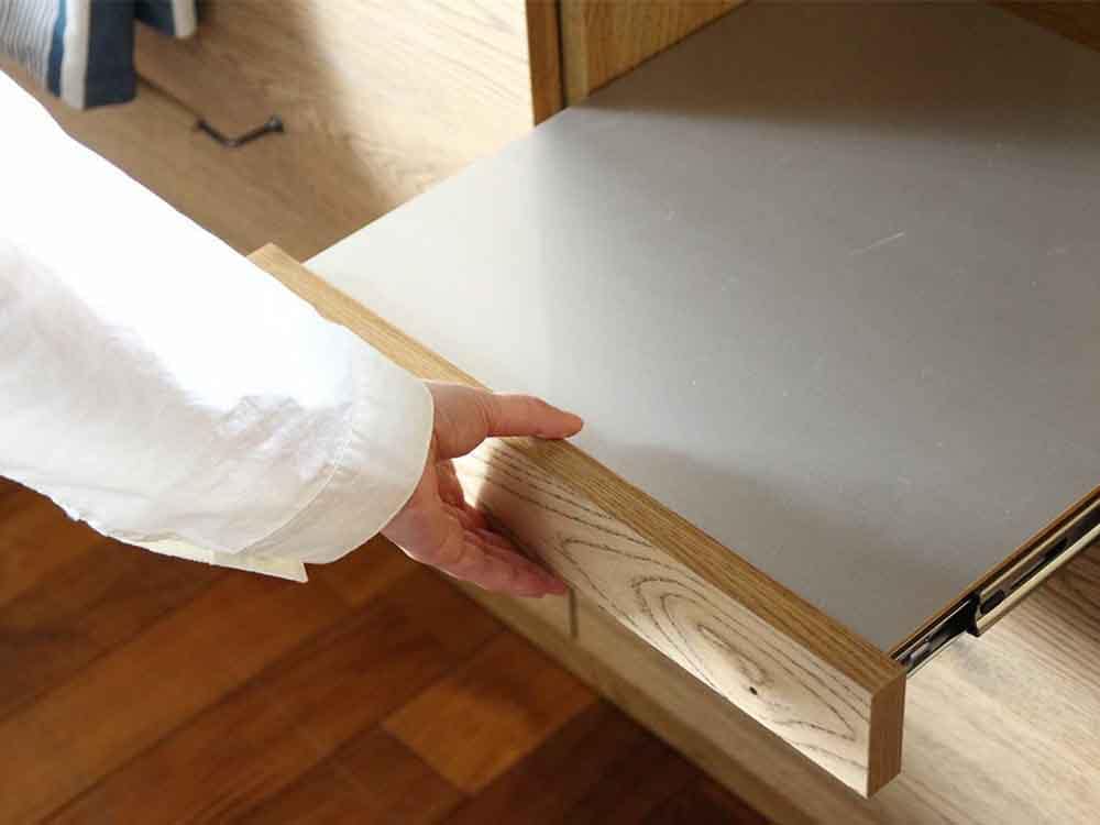 オーク無垢材のキッチンボード