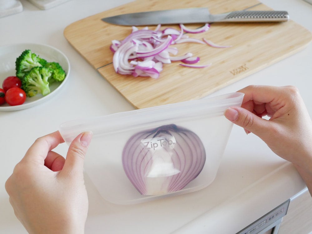 Zip Topジップトップのプラチナシリコーン製食器トレイと蓋のセット