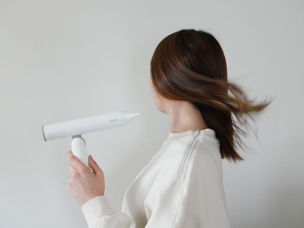 ヒュッゲグレーのRe・Deヘアドライヤー