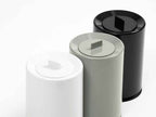 ideacoのミニ丸形ダストボックス 黒色蓋付き