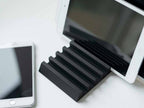 スマートフォンとタブレット用タワースタンド