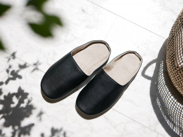 【sarasa design/サラサデザイン】 b2c プレーンステッチ ルームシューズ